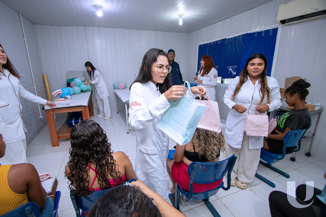 13-11-2024_Alunos_de_Odontologia_levam_saúde_bucal_a_gestantes_em_Araruama (1 (11)
