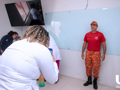 01-04-2025_Unilagos_leva_atendimento_de_Fisioterapia_aos_Bombeiros_de_Araruama (42)