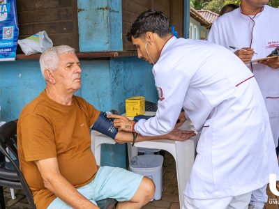 01-09-2025_Unilagos_promove_ação_do_Programa_Raízes (19)