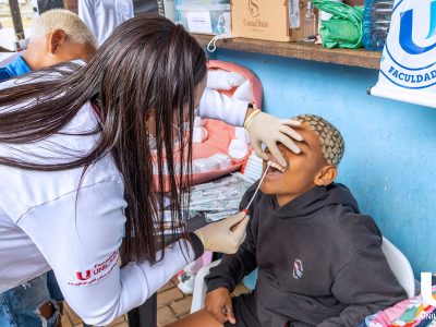 01-09-2025_Unilagos_promove_ação_do_Programa_Raízes (36)