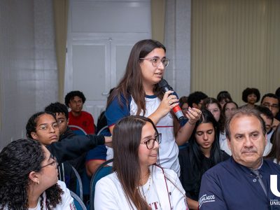 12-09-2025_Unilagos_participa_da_Expo_Profissões_20 (32)