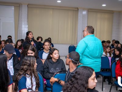 12-09-2025_Unilagos_participa_da_Expo_Profissões_20 (34)