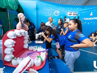 13-04-2026_Unilagos_participa_da_Feira (24)