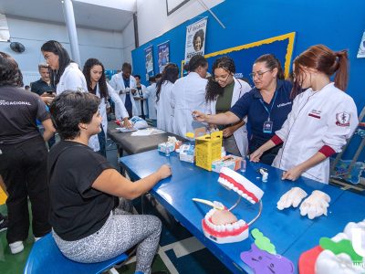 13-04-2026_Unilagos_participa_da_Feira (6)