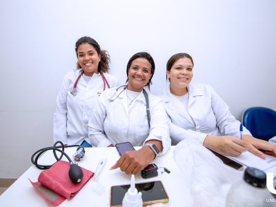 21-05-2025_Semana_da_Enfermagem_2025_celebra_a_dedicação_e_o_cuidado_que_movem_a_profissão (284)