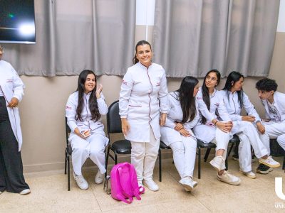 21-10-2025_Alunos_participam_do_Projeto_Maré (16)