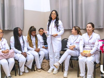 21-10-2025_Alunos_participam_do_Projeto_Maré (20)