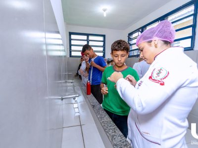 21-10-2025_Alunos_participam_do_Projeto_Maré (31)