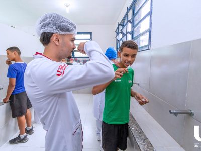 21-10-2025_Alunos_participam_do_Projeto_Maré (32)