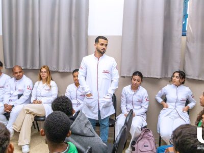 21-10-2025_Alunos_participam_do_Projeto_Maré (7)