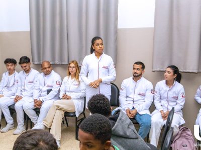 21-10-2025_Alunos_participam_do_Projeto_Maré (8)