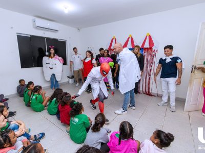 24-09-2025_Heróis_da_Saúde_Bucal_levam_edu (13)