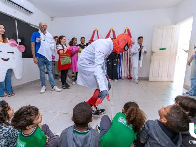 24-09-2025_Heróis_da_Saúde_Bucal_levam_edu (43)