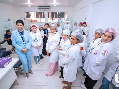 26-05-2025_III_Jornada_Odontológica_de_Araruama_reúne_estudantes_e_profissionais (13)