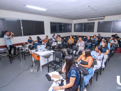 26-05-2025_III_Jornada_Odontológica_de_Araruama_reúne_estudantes_e_profissionais (53)