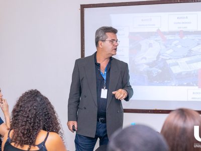 26-05-2025_III_Jornada_Odontológica_de_Araruama_reúne_estudantes_e_profissionais (60)