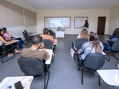 26-05-2025_III_Jornada_Odontológica_de_Araruama_reúne_estudantes_e_profissionais (72)