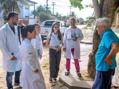 27-05-2025_Mais_uma_ação_do_UNILAR_leva_saúde_às_comunidades_de_Araruama (6)