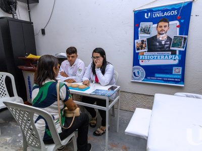 27-10-2025_Unilagos_participa_da_ação_Igreja_Aberta_Outubro_Rosa (21)