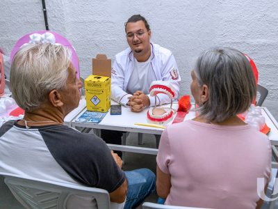 27-10-2025_Unilagos_participa_da_ação_Igreja_Aberta_Outubro_Rosa (28)