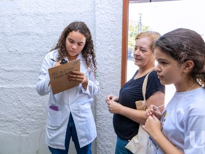 27-10-2025_Unilagos_participa_da_ação_Igreja_Aberta_Outubro_Rosa (44)