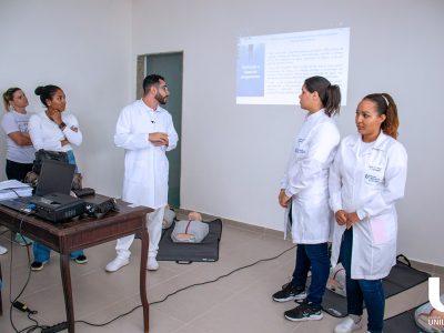28-05-2025_Acadêmicos_de_Enfermagem_da_Unilagos_realizam (52)