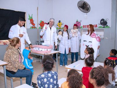 28_08_2024_Unilagos_realiza_ação_de_saúde_bucal_em_São_Pedro_da_Aldeia (2)