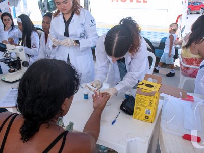 30-03-2025_Movimento_Saúde_leva_cuidado_e_informação_à_comunidade_na_Praça_Mataruna (13)