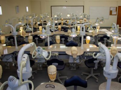 laboratorio-de-odontologia-faculdade-unilagos-7.jpg